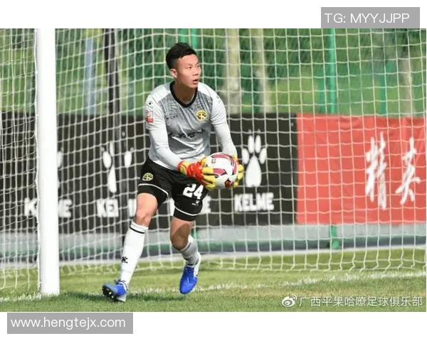 成都足球名将盘点:十大本土球星的成长与成就 成都足球名将盘点:十大本土球星的成长与成就